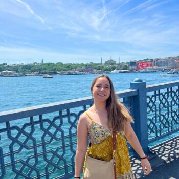 Babysitter Gold Coast: Maria