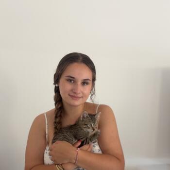 Baby-sitter Salon-de-Provence: Estelle
