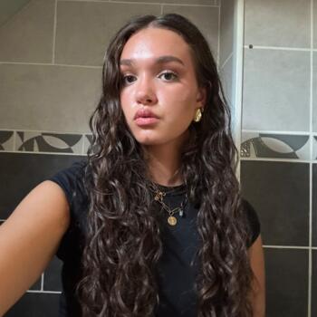 Babysitter Cures: Clara