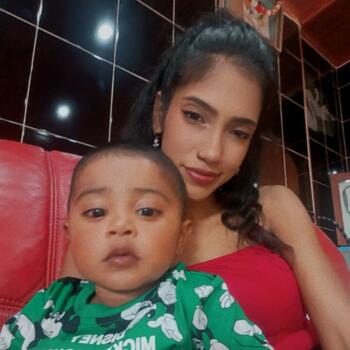 Babysitting job in Lotus Park: babysitting job Simone