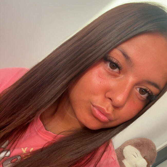 Babysitter in Saint-Ghislain: Carla