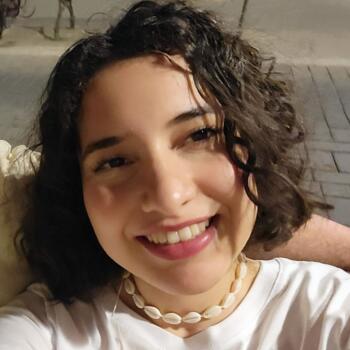 Babysitter in Seville: Imane