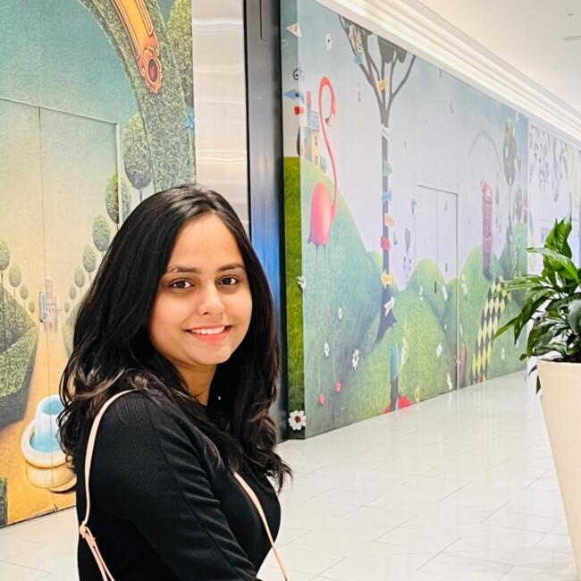 Babysitter in Geelong: Komal