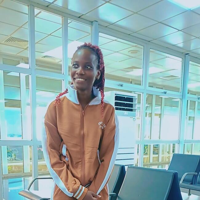 مربية أطفال في إمارة الشارقة: Shanite