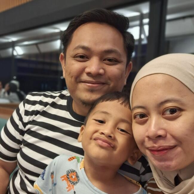 Babysitting job in Tasikmalaya: Dedep