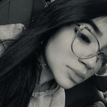 Babysitter in Santo André: Alana Clay