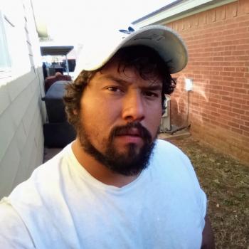 Nanny job in Lubbock: babysitting job Raul