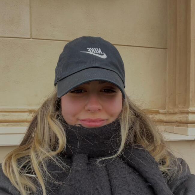 Babysitter in Berlin: Dimitra