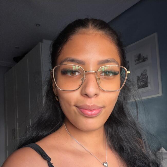Babysitter in Valencia: Nicol garcia
