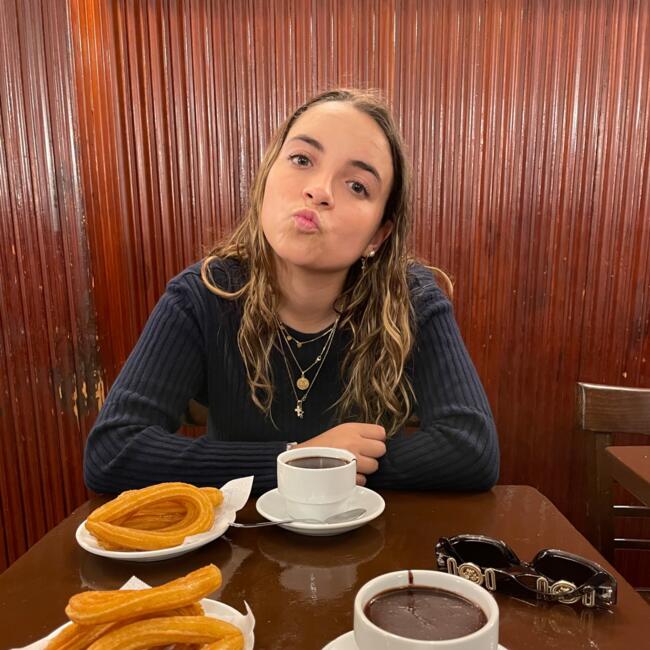 Babysitter in Avignon: Lola