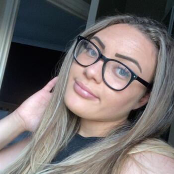 Babysitter in Coventry: Caitlin