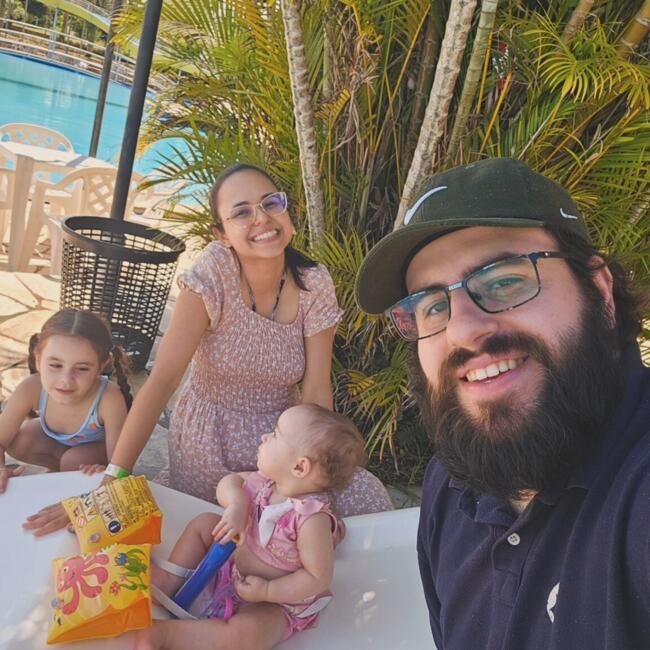 Babysitting job in Criciúma: Damares