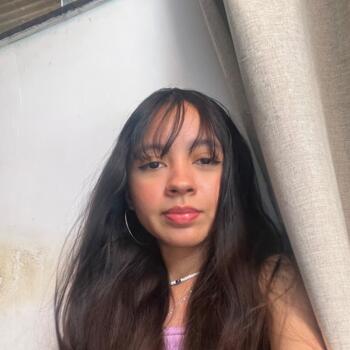 Babysitter in Fortaleza: Hellen