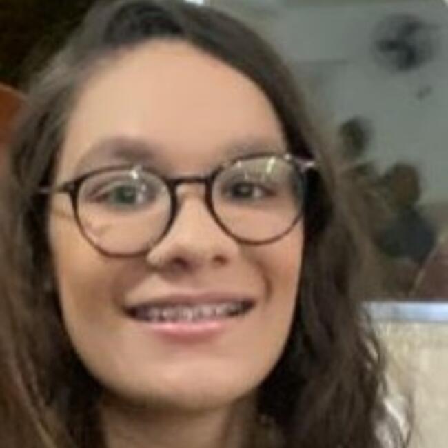 Babá em Carapicuíba: Giovana