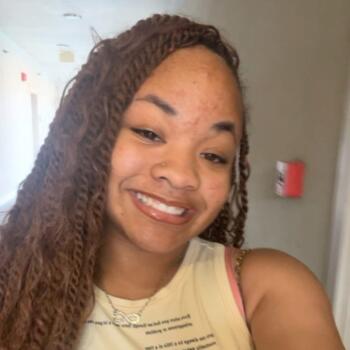 Babysitter in Duncanville (Texas): Adriana