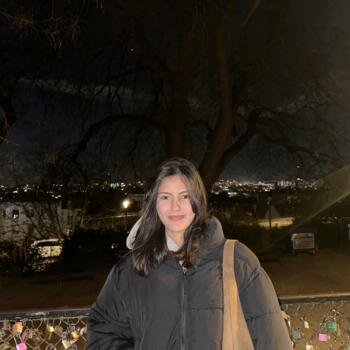 Babysitter in Saint-Ouen: Soukaina