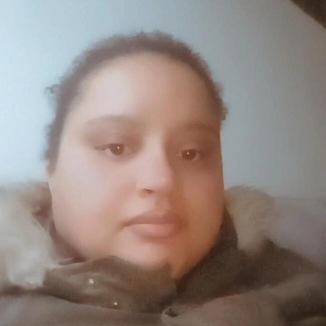 Babysitter in Cascais: Carolaine