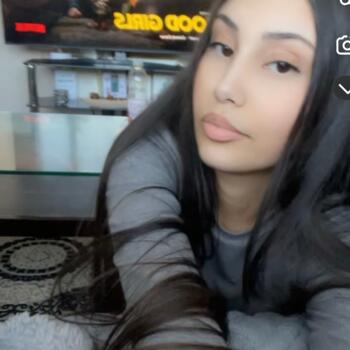 Babysitter in Birmingham: Summah