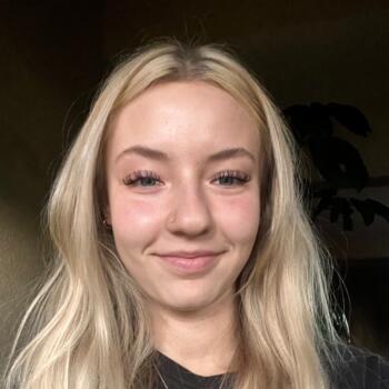 Nanny in Aurora: Victoria