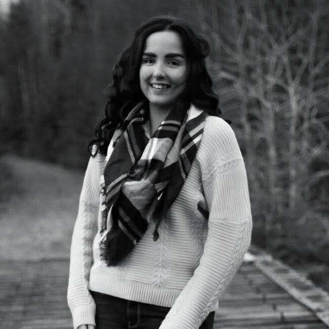 Baby-sitter in Spruce Grove: Samantha