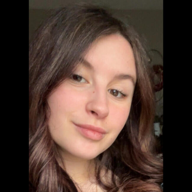 Babysitter in Châlons-en-Champagne: Alysee