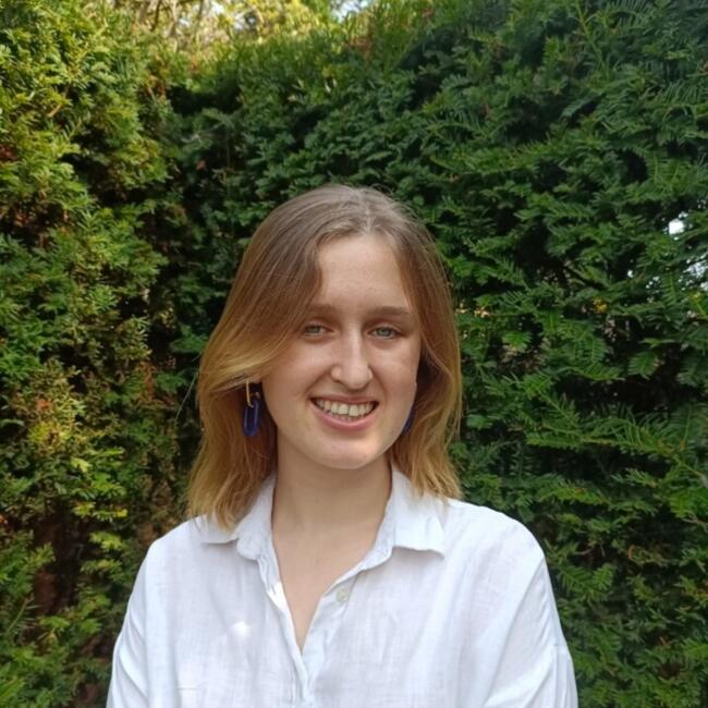 Babysitter in Brussels: Bridget