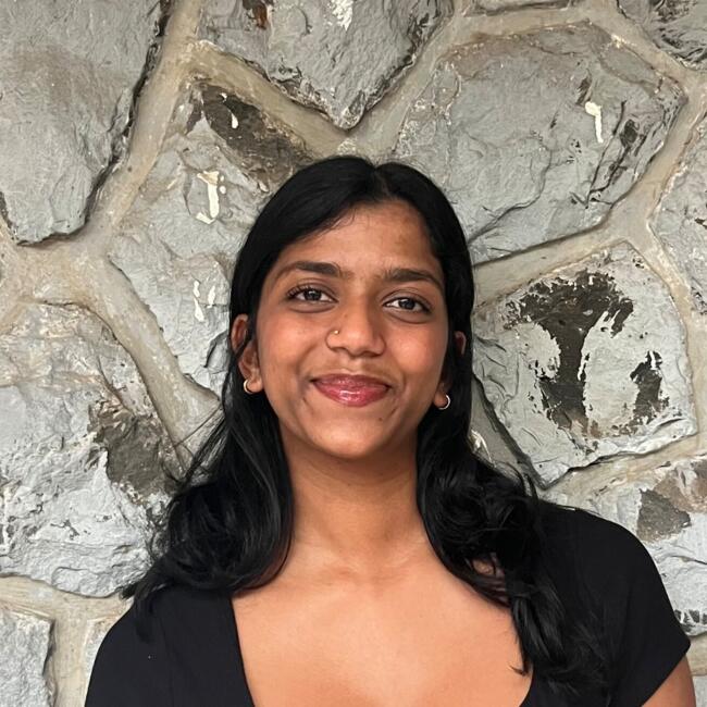 Babysitter in Toronto: Malar