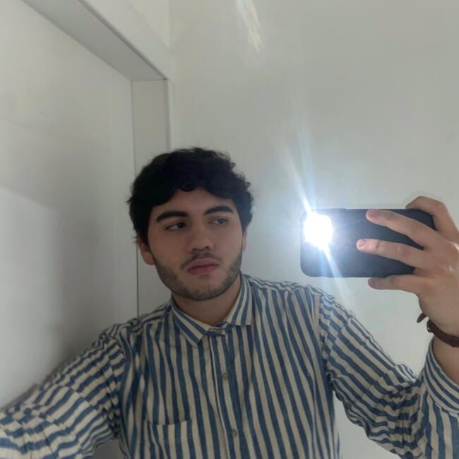 Niñera en Cuenca: Iván