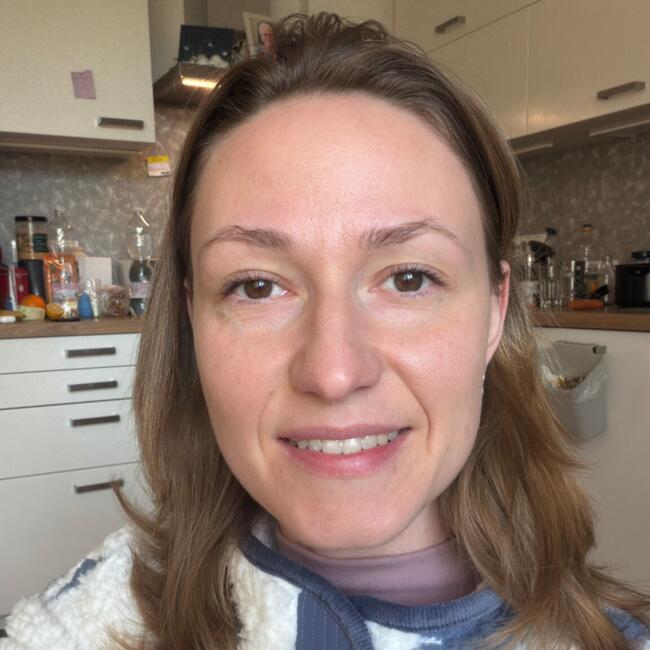 Poptávka hlídání dětí v Praha: Anastasiia