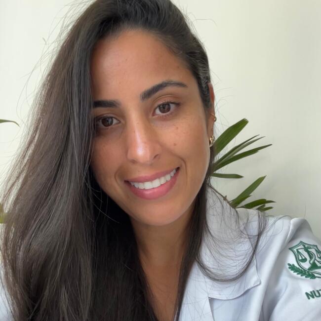 Babysitting job in Osasco: Camila