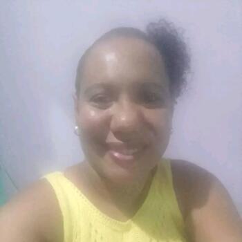Babysitter in Salvador: Luane