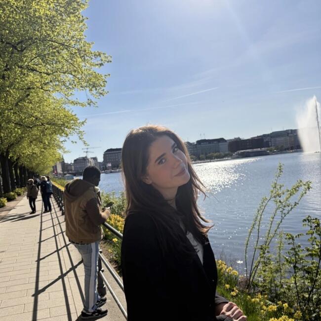 Babysitter in Ålesund: Vilma