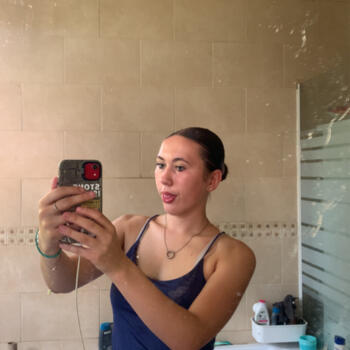 Δουλειά για babysitter στην περιοχή Beveren: δουλειά φύλαξης παιδιών Lotte