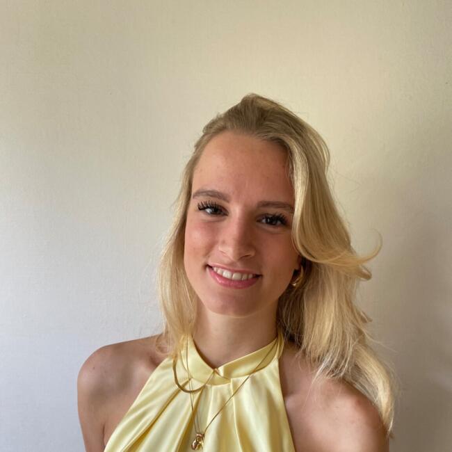 Babysitter in Groningen: Amarenske