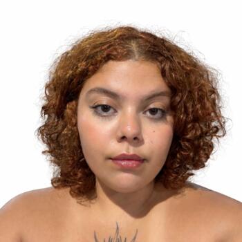 Babysitter Joinville: Bruna