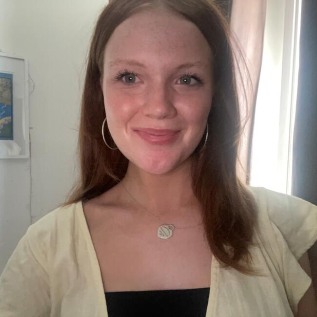 Babysitter in Croydon: Bethia