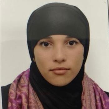 جليسة أطفال في الجزائر: Maissem