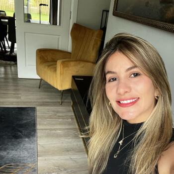 Babysitter in Longford: Romana