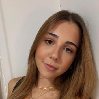 Babysitter in Almada: Carolina