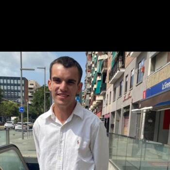 Babysitter in Sant Feliu de Llobregat: Joaquim