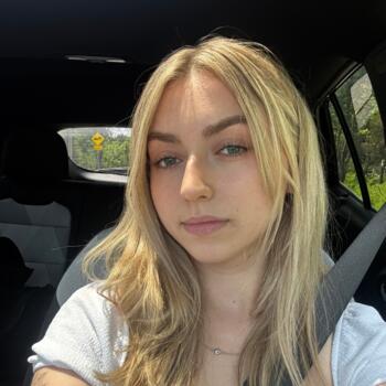 Baby-sitter in Terrebonne: Catherine