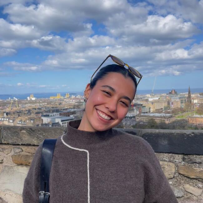 Babysitter in Lisbon: Adriana Costa