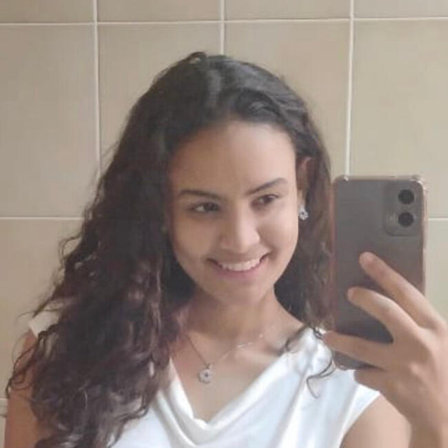 Babysitter in Campo Grande: Rebeca