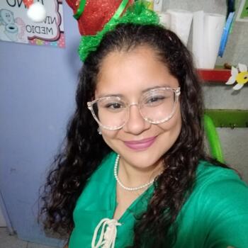 Babysitter in Coquimbo: Ana