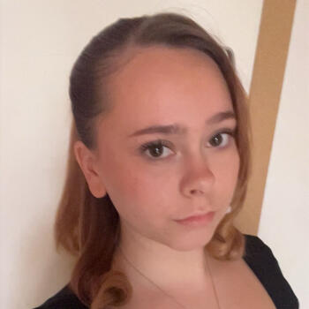 Babysitter Boussu: Lina