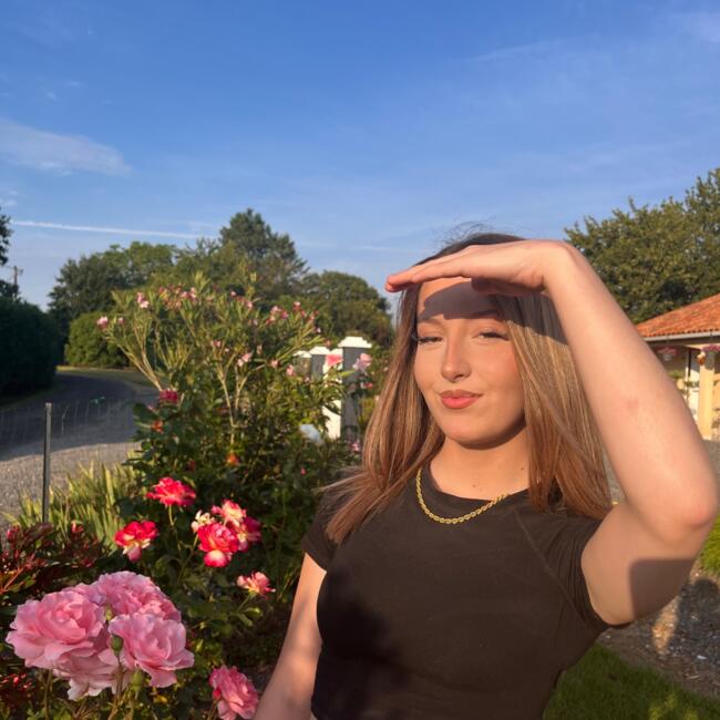 Babysitter in Payré: Lizea