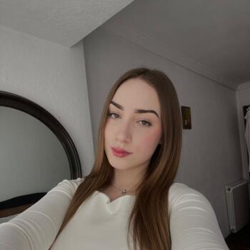 Babysitter in Irun: Fabritia