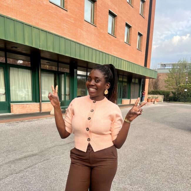 Babysitter a Trento: Samira