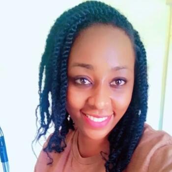 Babysitter in Nairobi: Valine