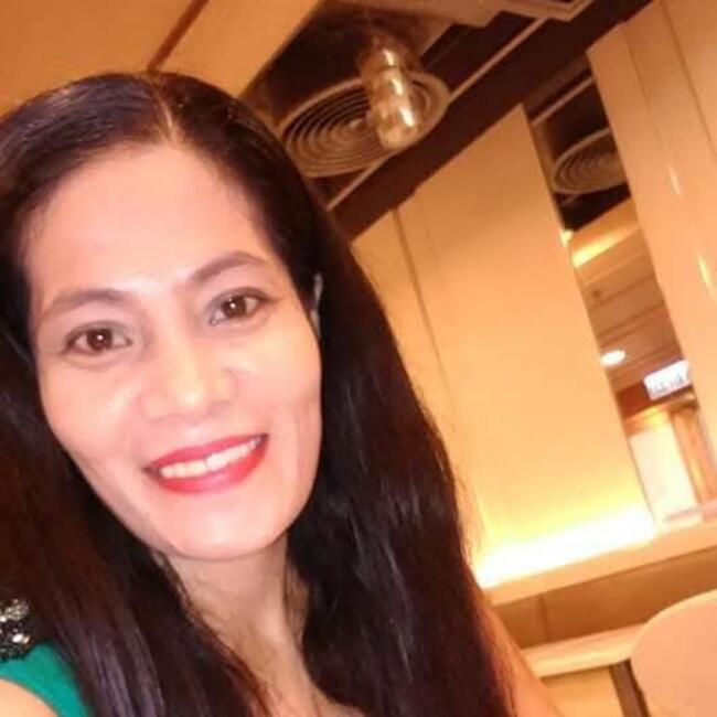 Babysitter in Borbon: Rhea